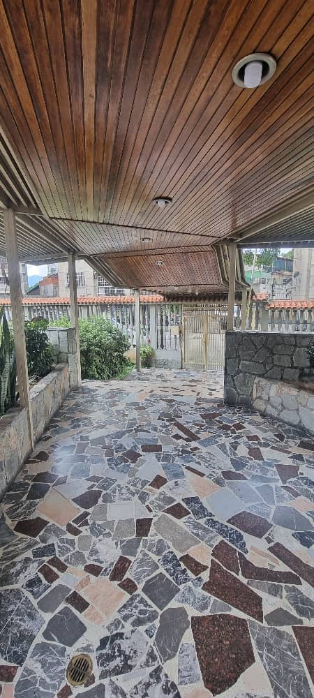 Modern and Spacious Penthouse - Penthouse en Valle Abajo